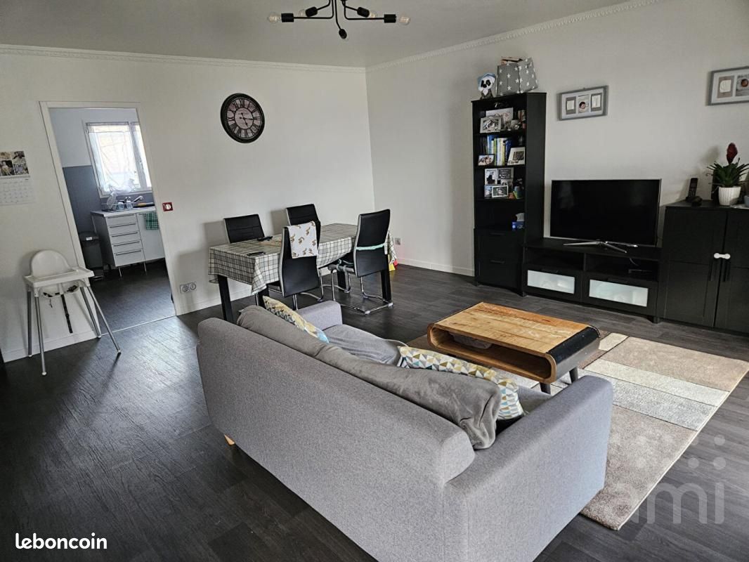 Appartement 4 pièces 86 m² · à Cenon · 86 m² · 1 075 €/mois