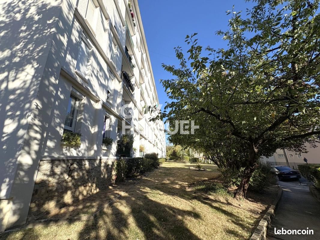Appartement 3 pièces 47 m² · à Yerres · 47 m² · 126 000 €