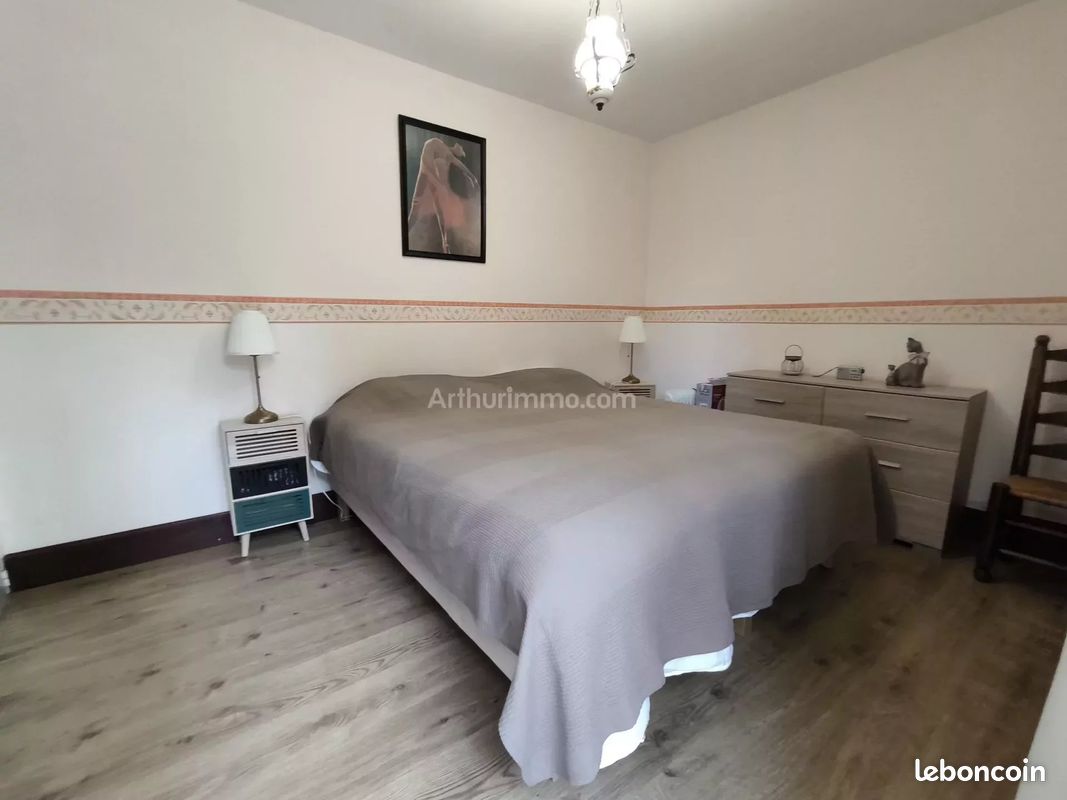Maison 6 pièces 152 m² - Lalinde 24150 (image principale 4)
