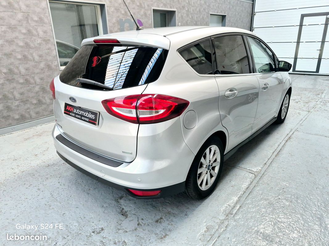 Ford c-max 1.0 125cv essence titanium 1ère main gps cuir caméra coffre électrique distribution neuf (image 4)