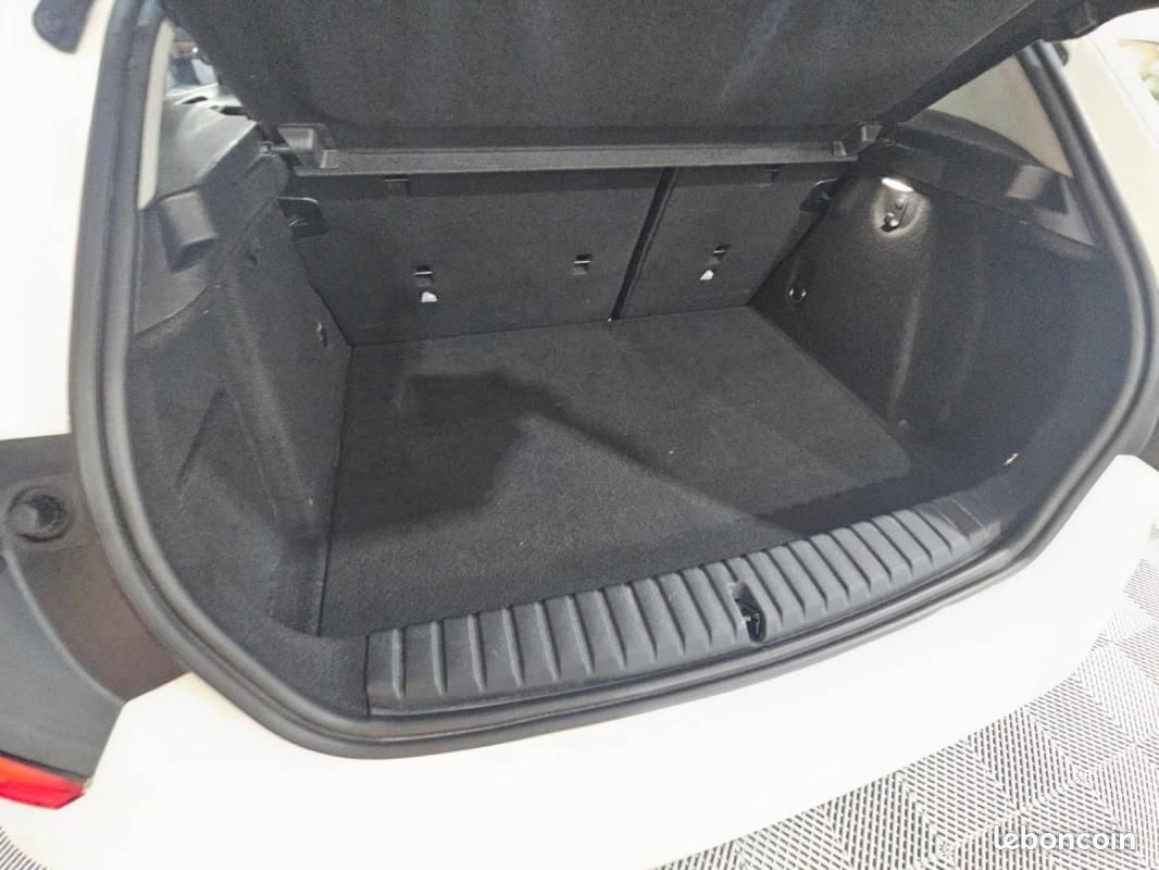 BMW Série 1 (F40) 118I 136 BUSINESS DESIGN BVM (image 9)