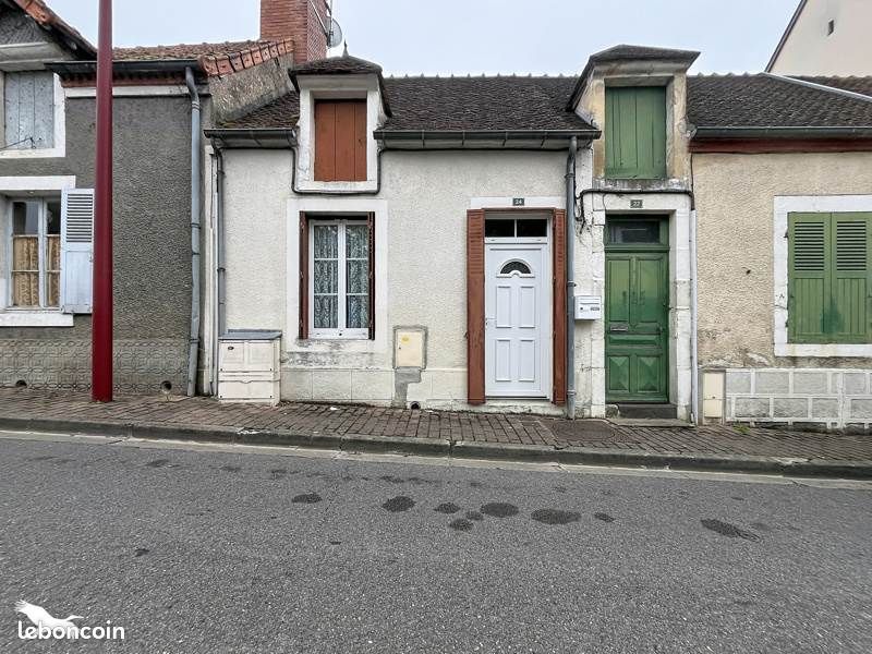 Maison 3 pièces 71 m² · au Châtelet · 71 m² · 59 000 €