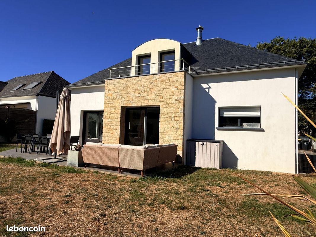 Maison 7 pièces 149 m² · à Theix-Noyalo · 149 m² · 532 050 €
