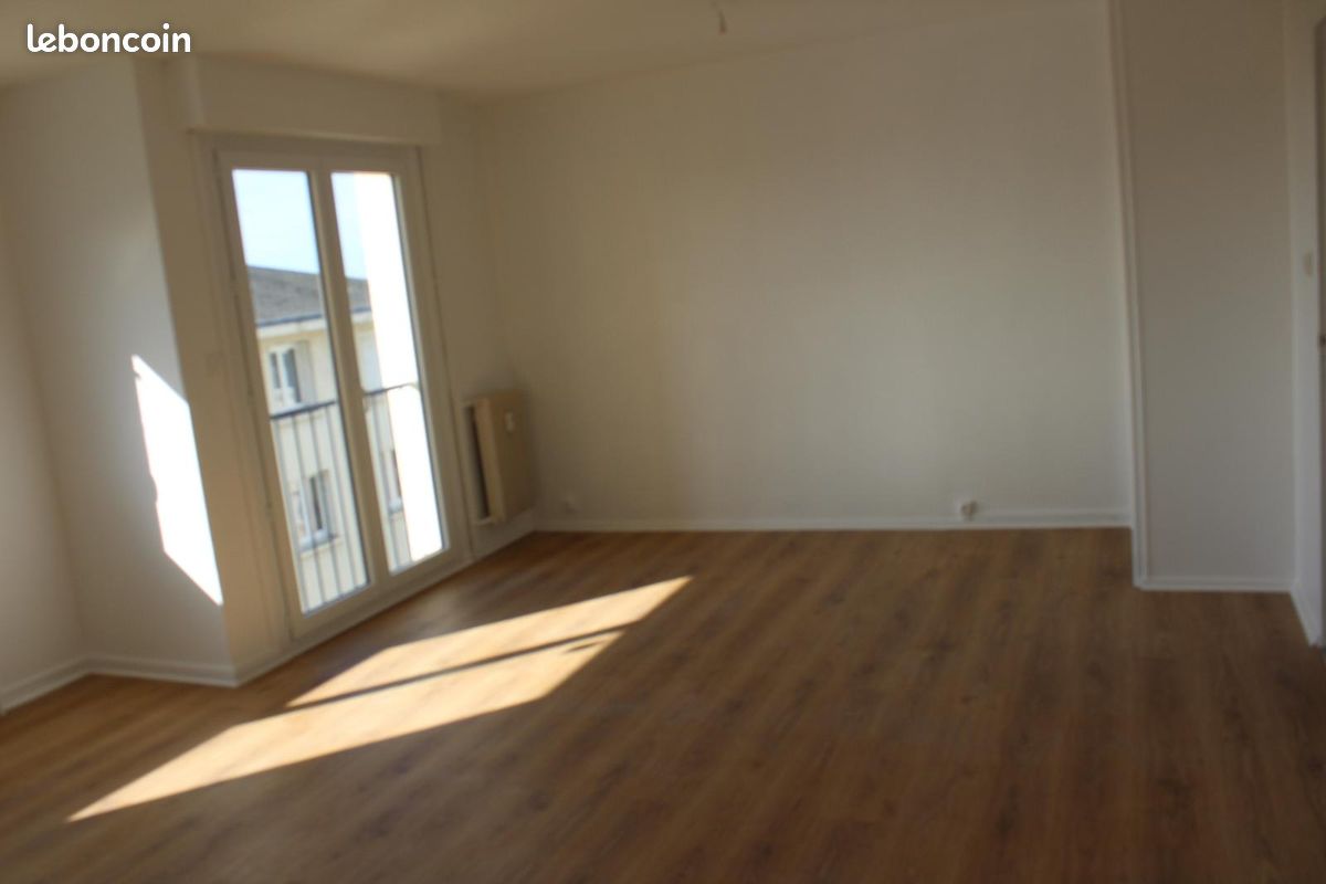 Appartement 5 pièces 77 m² · à Saumur · 77 m² · 735 €/mois
