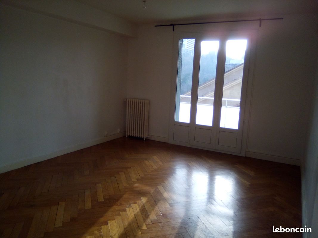 Appartement 2 pièces 56 m² · à Lyon 4ème Arrondissement · 55,7 m² · 870 €/mois