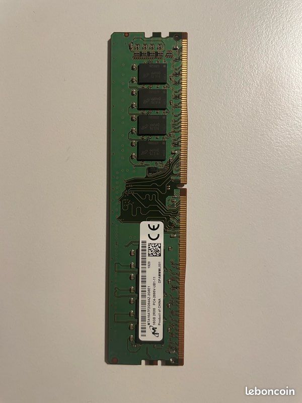 Barrette RAM DDR4 16GB Serveur (image 1)