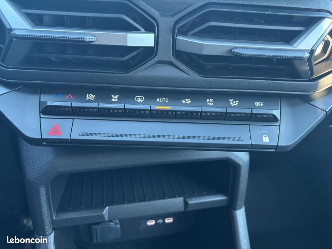 Dacia Duster 1.6 HYBRID 140CH JOURNEY (image 18)
