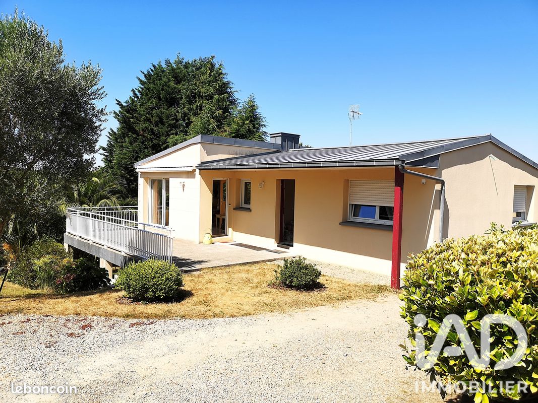 Maison 4 pièces 112 m² · à Plonéis · 112 m² · 246 000 €