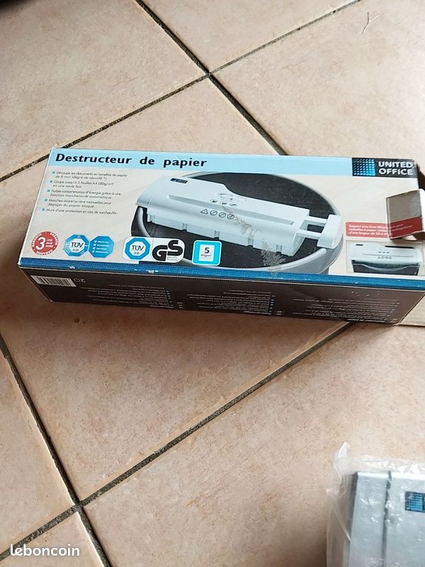 Destructeur de documents (image 2)
