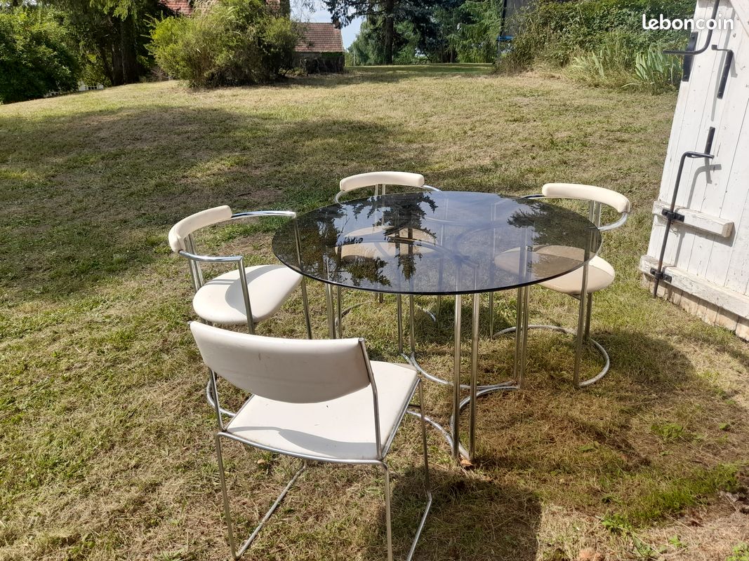 Table de cuisine vintage (image 1)