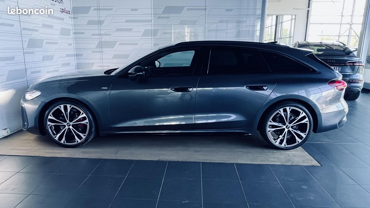 AUDI A5 Avant TFSI 150 ch S tronic 7 S line (image 2)