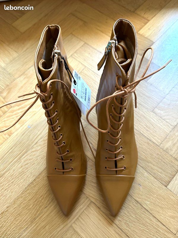 Chelsea Boots Botte A Lacet Zara ZARA Bottes à Lacets En Cuir