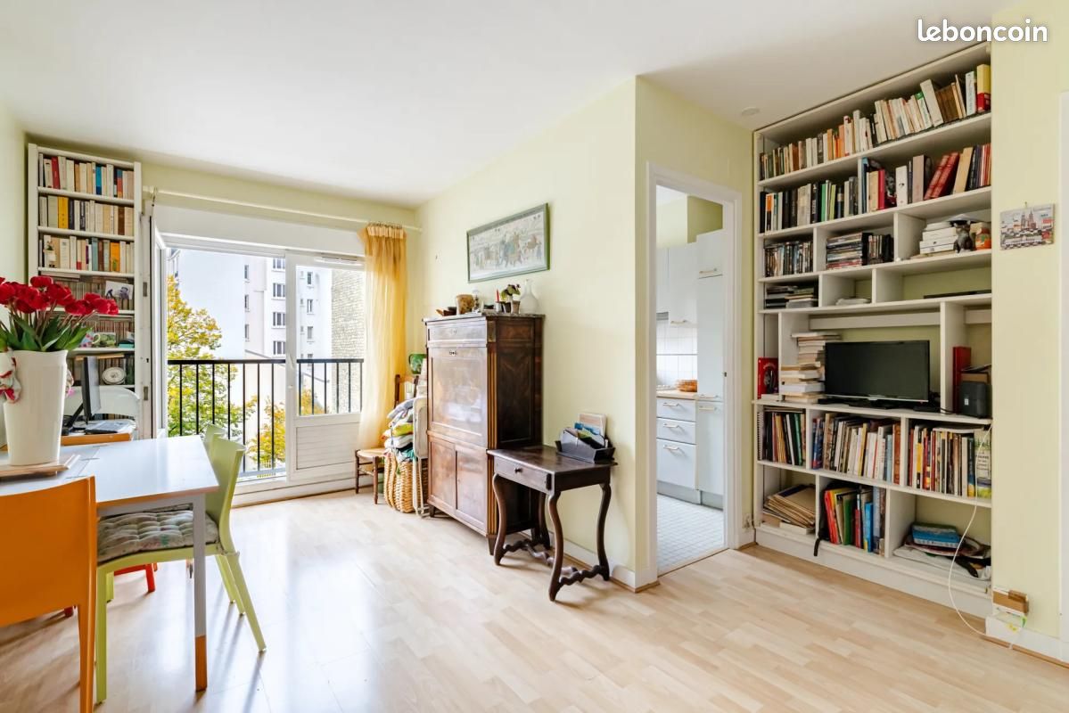 Appartement 2 pièces 37 m² · à Paris · 37 m² · 385 000 €