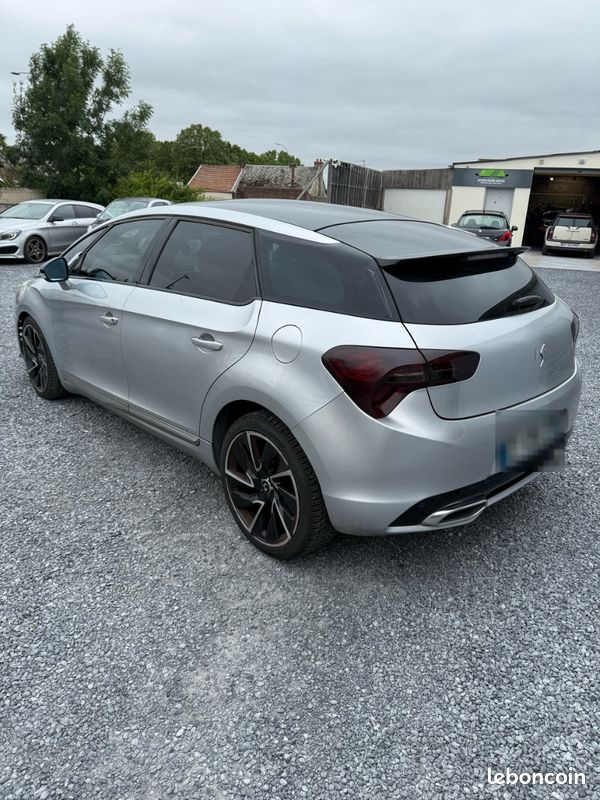 Citroën DS5 SportChic 2.0HDI 160CH BVA *GPS*220000KMS*5490EUROS (image 7)