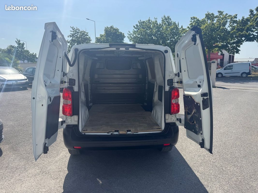 Citroën Jumpy 2.0 BHDI 120CH CLUB BVM6 / 1 ERE MAIN (image 14)