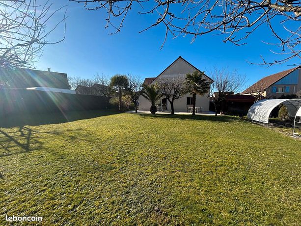 Propriété 7 pièces 208 m²