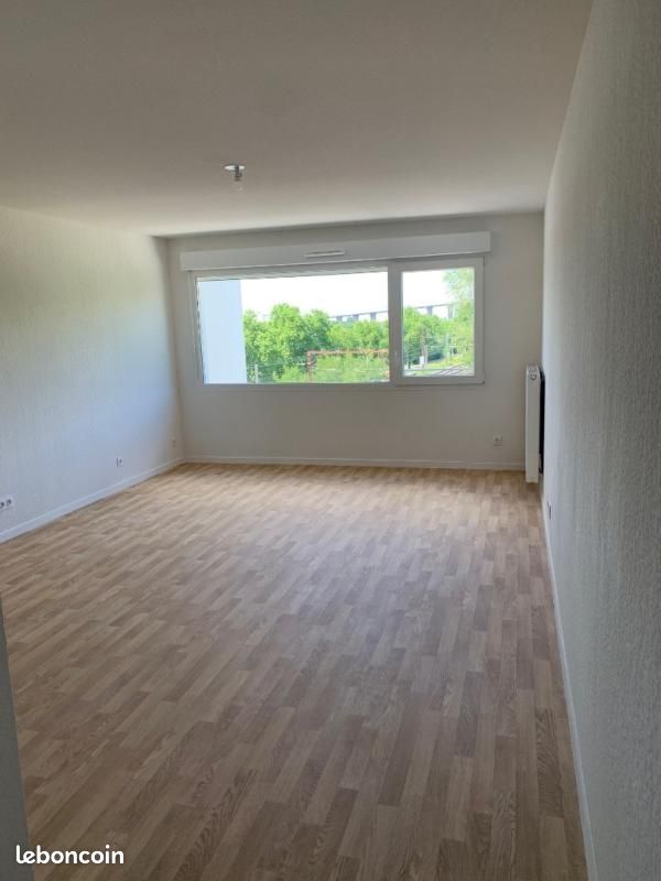 Appartement 1 pièce 31 m² · à Lormont · 31 m² · 573 €/mois