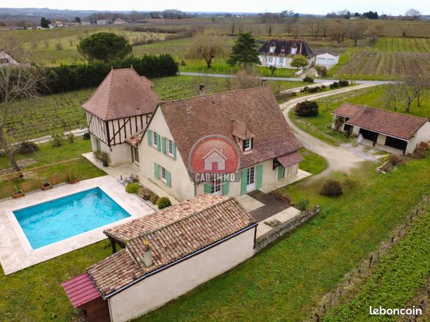 Maison 8 pièces 208 m²
