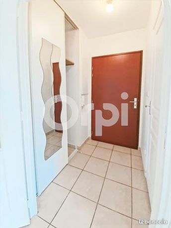 https://img.leboncoin.fr/api/v1/lbcpb1/images/45/c4/32/45c432d018bfa2f9fc95c2befea000229020909b.jpg?rule=ad-image