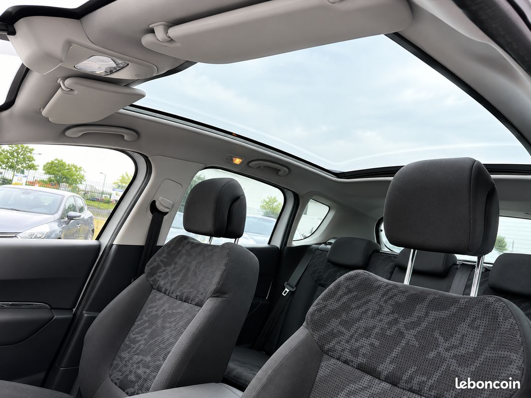 Peugeot 3008 1.6 e-HDI Active (image 13)