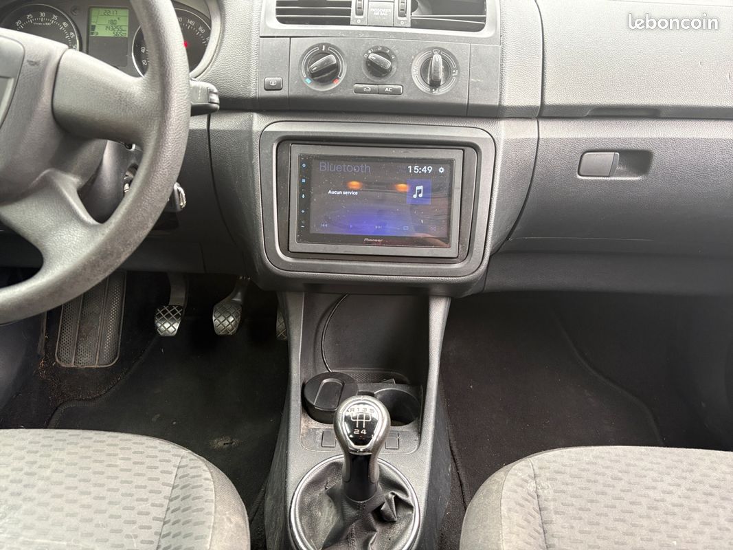 SKODA FABIA II 1.4 TDI 90 AMBITION 90Ch Garantie 12 mois (image 12)
