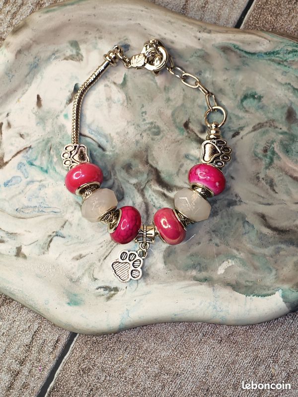 6.bracelet thème rose (image 2)