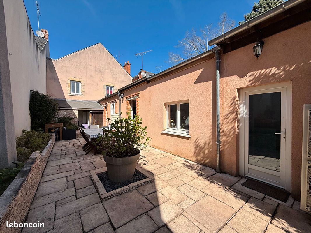 Maison 6 pièces 153 m² · à Jargeau · 153 m² · 283 500 €