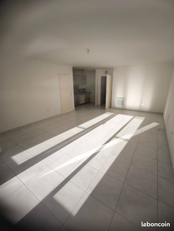 Appartement 3 pièces 70 m² · à Niort · 70 m² · 820 €/mois