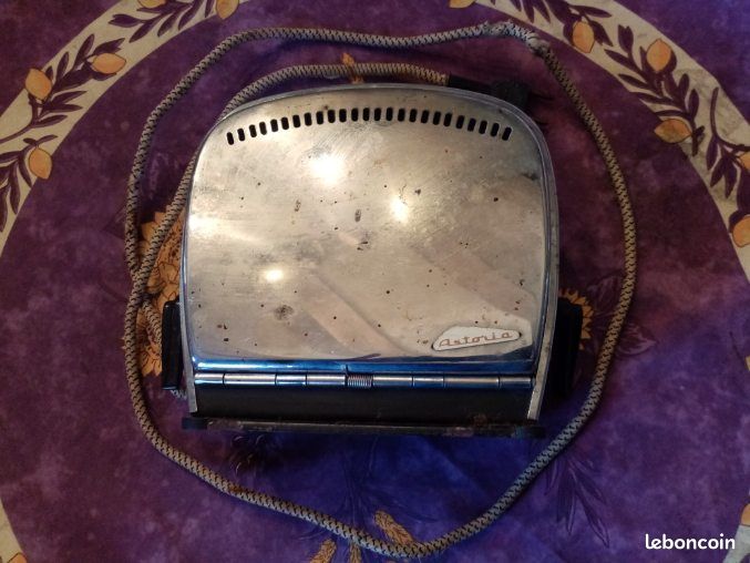 Toaster Grille pain ASTORIA Métal Bakélite chromé années 60 (image 10)