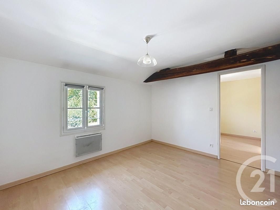 Appartement 2 pièces 36 m² · à Angoulême · 36 m² · 470 €