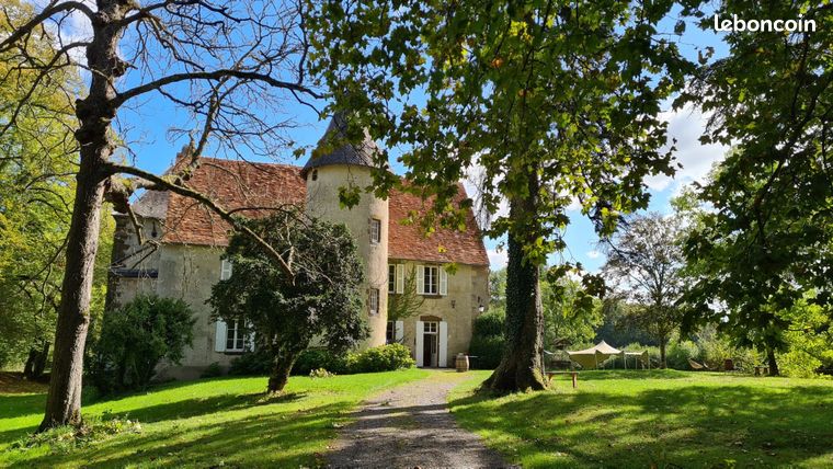 Chateau 12 pièces 600 m²