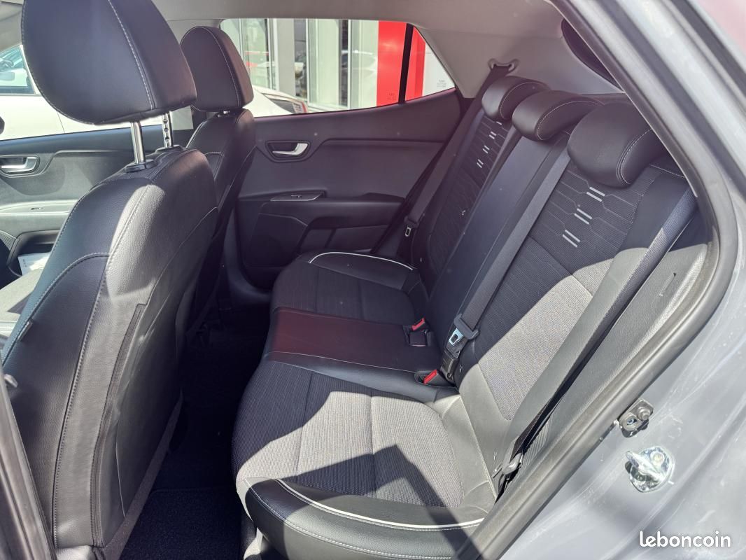 Kia Stonic 1.0 T-GDi 120 ch MHEV DCT7 GT Line Premium (image 5)