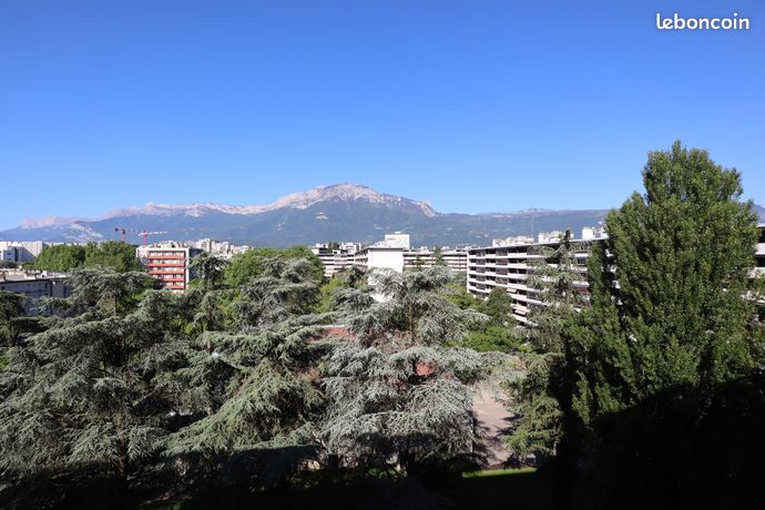 Appartement Traversant 64 m² au 7e Étage – Vues Panoramiques Massifs, Terrasse & Parking Privatif + cave — 5