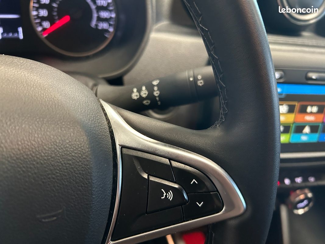 DACIA DUSTER Blue dCi 115 4x2 SL Techroad - Suivi Complet, 1ere Main, Courroie OK, Attelage (image 20)