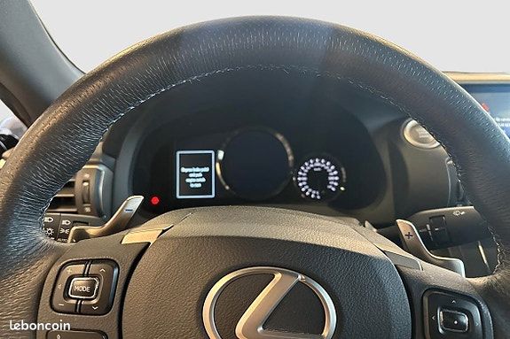 Lexus RC F 5.0 V8 477 ch / Mark Levinson Sièges ventilés Caméra 1ère main (image 6)