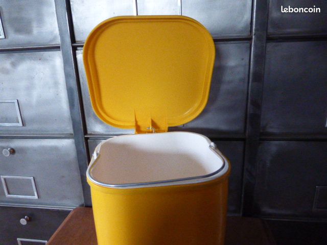 Poubelle Vintage pop design SYLA – Années 70 (image 3)
