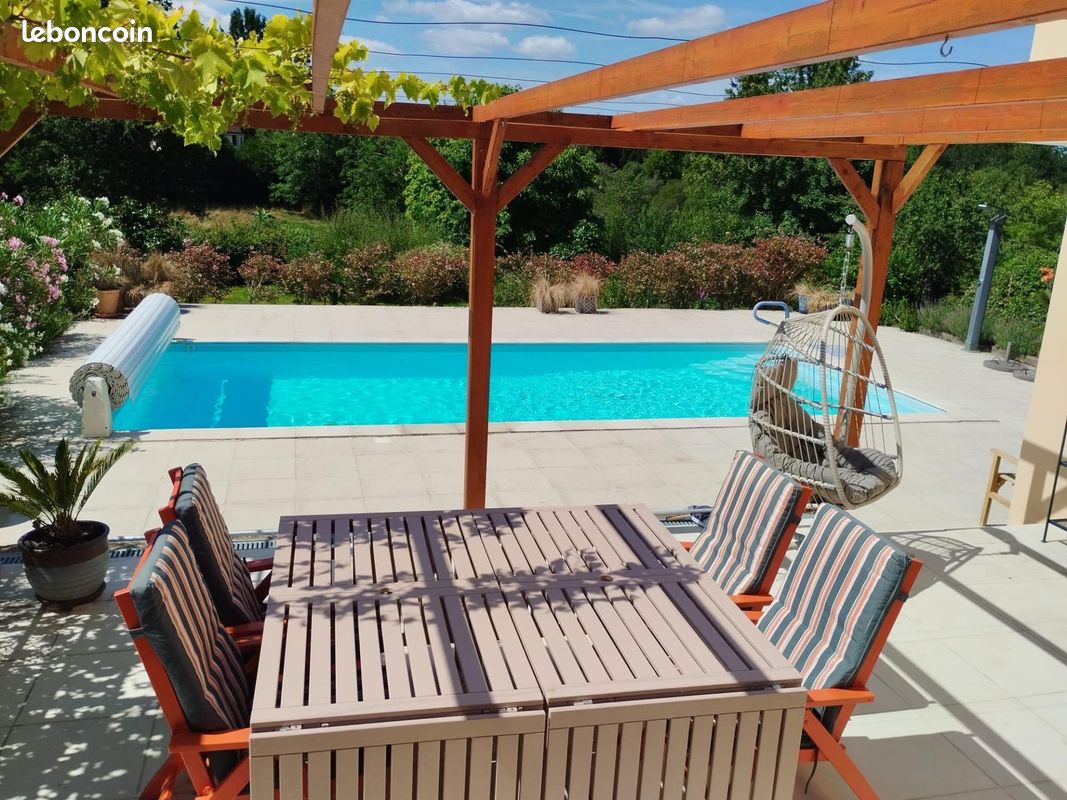 Maison 5 pièces 95 m² · à Oradour-sur-Vayres · 95 m² · 280 000 €