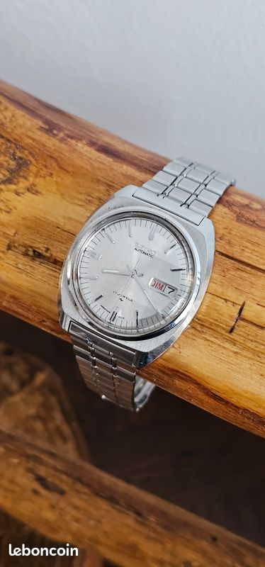 Boîtier Et Fond De Montre SEIKO Référence 7009-821J - En Acier Inoxydable Argenté, Occasion Bon état