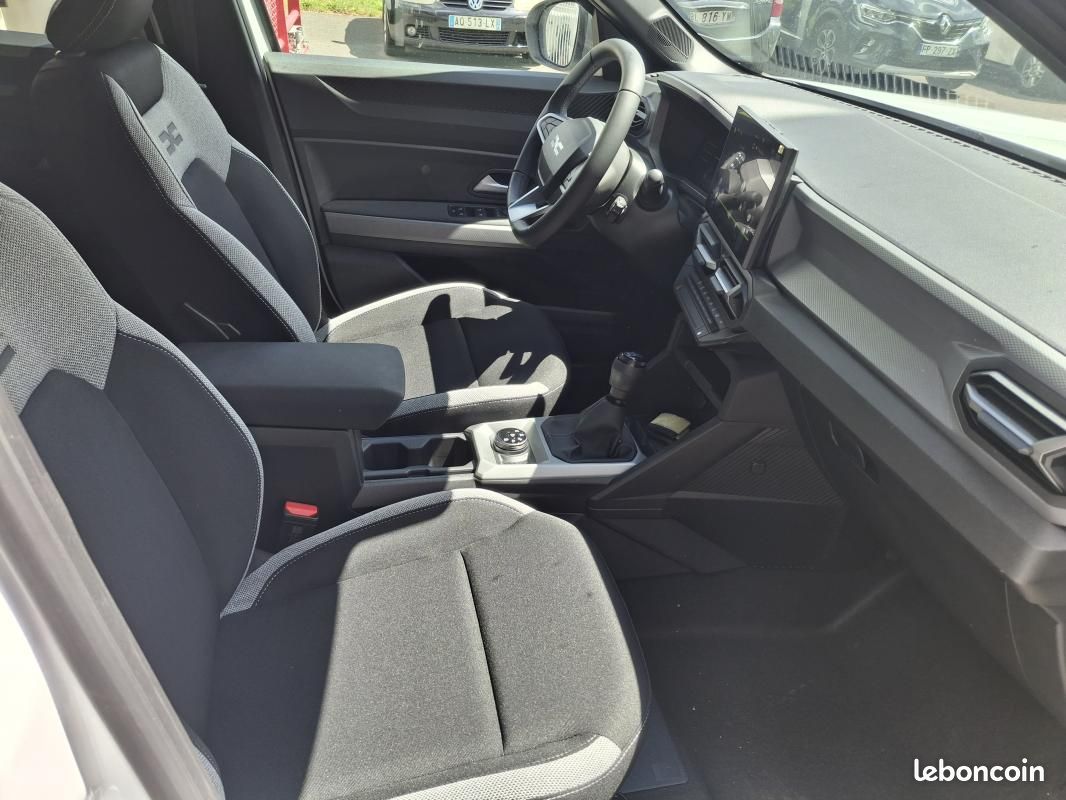 Dacia Duster 4X4 1,2TCE130cv Journey+roue+Pack Techno (image 6)