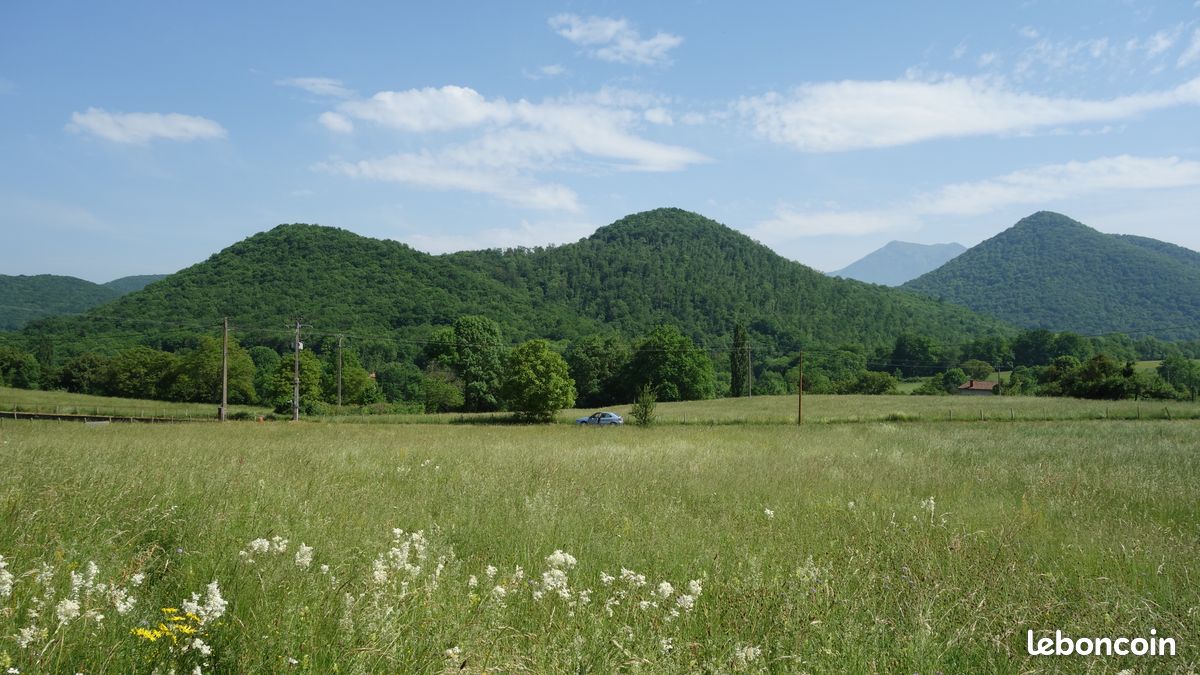 Terrain constructible Régades · à Encausse-les-Thermes · 42 000 €