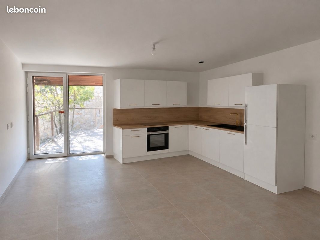 Appartement 4 pièces 84 m² · à La Faurie · 84 m² · 750 €/mois