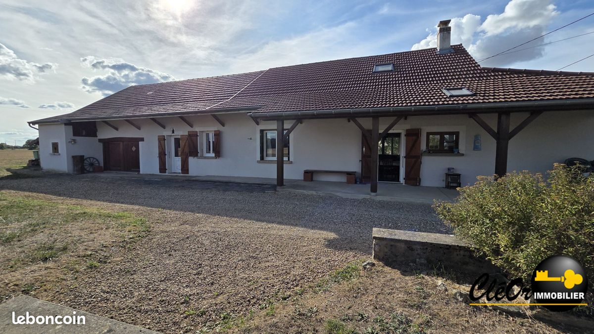 Maison 6 pièces 114 m² · à Mouthier-en-Bresse · 114 m² · 149 000 €
