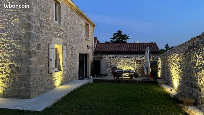 Maison 6 pièces 150 m² · à Bressuire · 150 m² · 300 000 €