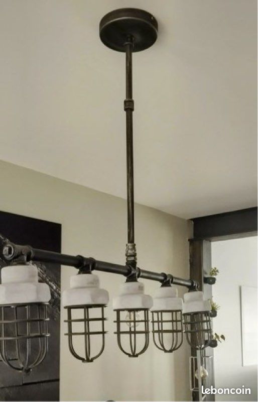 Lustre (image 1)