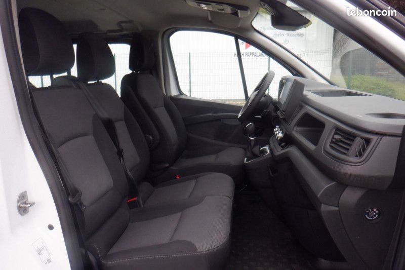 Renault TRAFIC III FG L2H1 3T 2.0 BLUE DCI 150CH CABINE APPROFONDIE ADVANCE AUTO -25 (image 8)