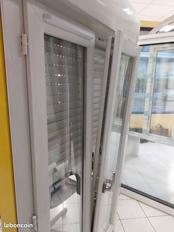 Fenêtre pvc L880xH1640 (image 2)