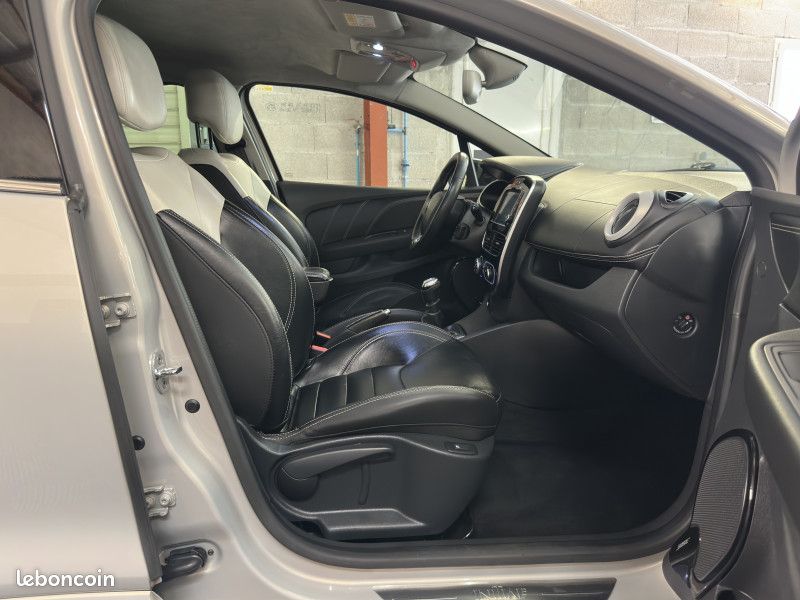 Renault CLIO IV 1.5 DCI 110CH ENERGY INITIALE PARIS 5P GARANTIE 60 MOIS POSSIBLE (image 11)
