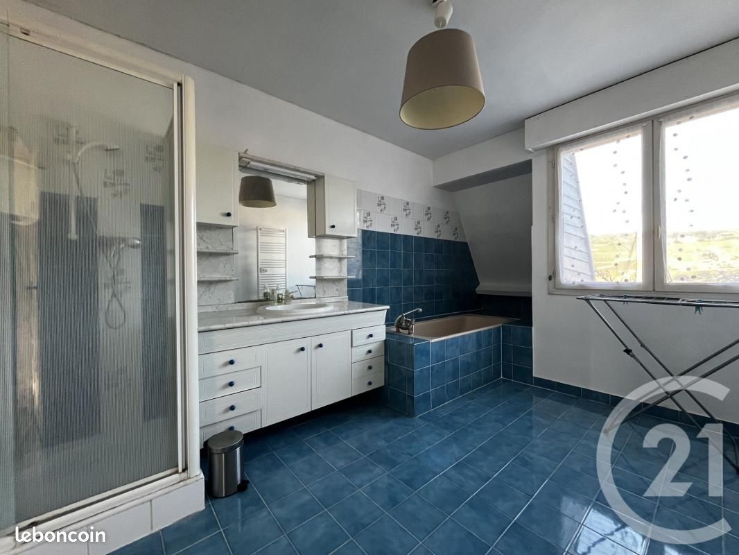 Appartement a louer beaune - 4 pièce(s) - 132 m2 - Surfyn