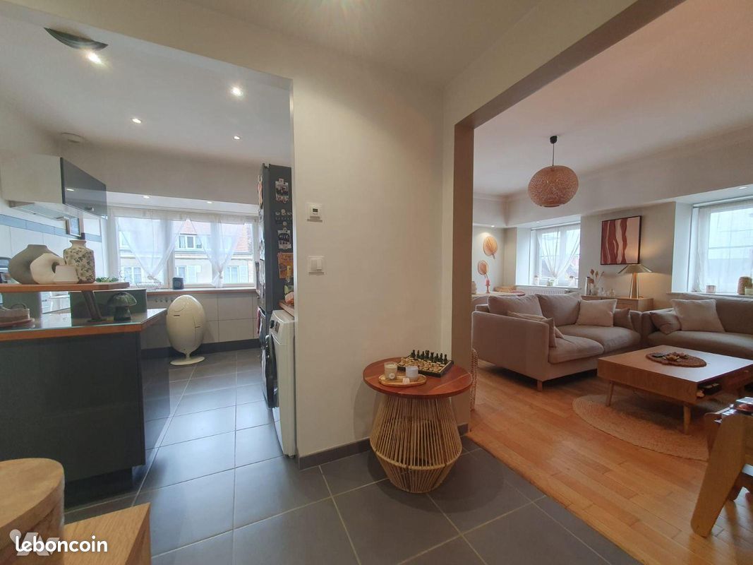 Appartement 4 pièces 90 m² · à Falaise · 90 m² · 743 €/mois