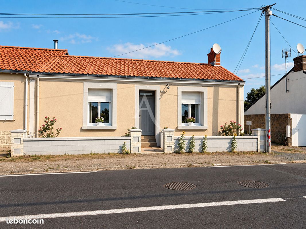 Maison 3 pièces 74 m² · à Coëx · 74 m² · 149 000 €